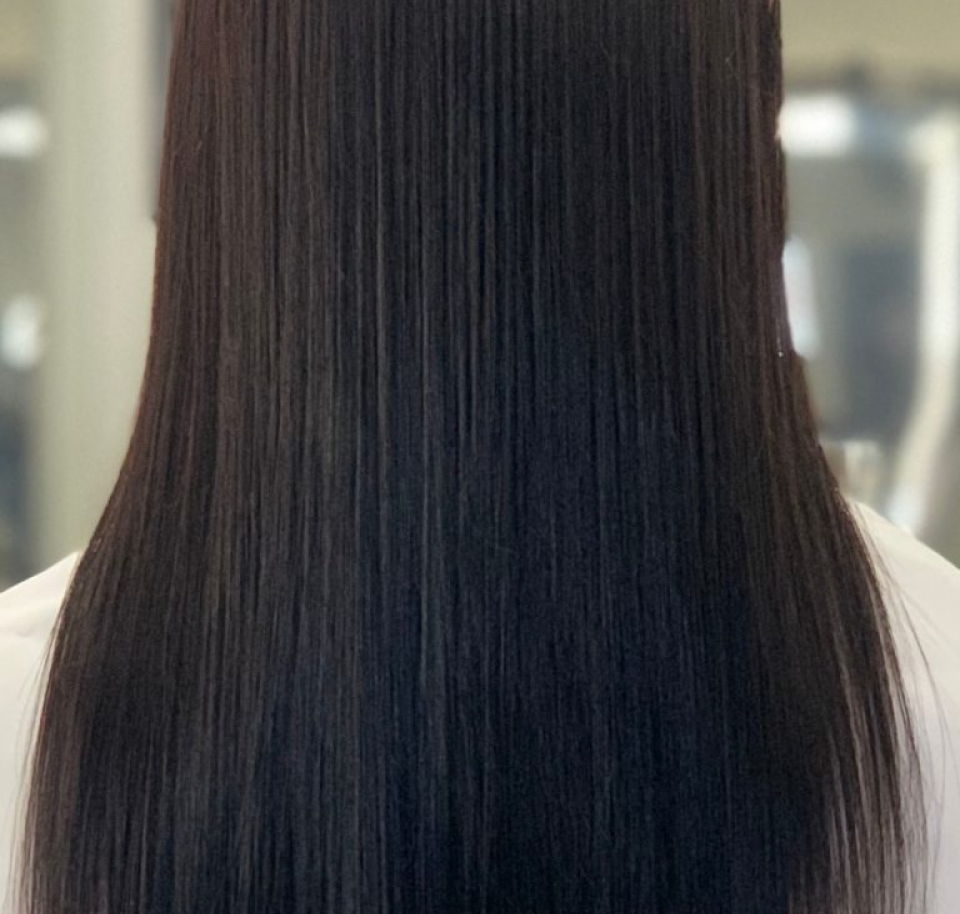 woman-long-dark-hair